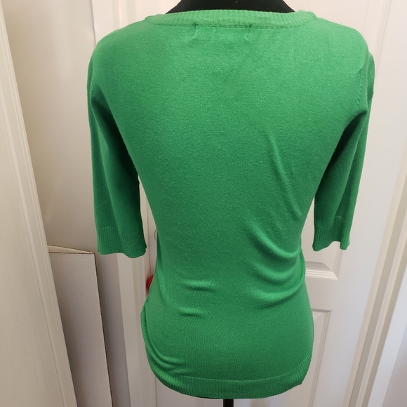 Green sweater with 3/4 sleeves - Picture 4 of 4